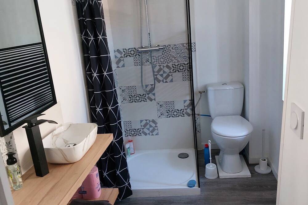 Country house La Petite Serrette in Tauves, Regionaler Naturpark Volcans d'Auvergne