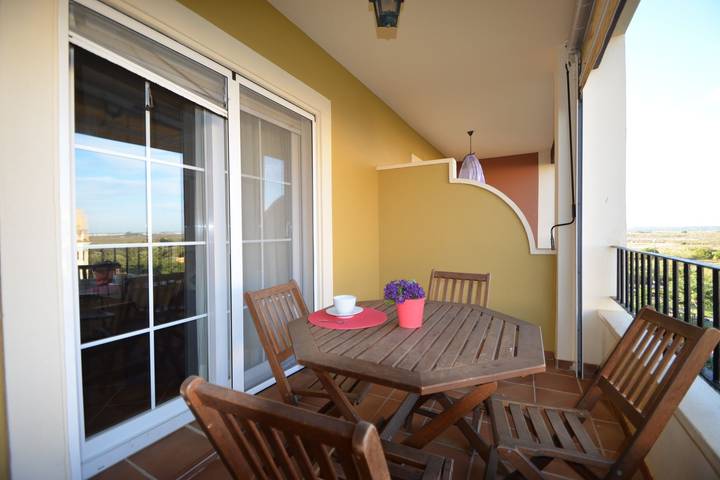 Apartamento de vacaciones para 5 personas, con terraza y piscina - 1