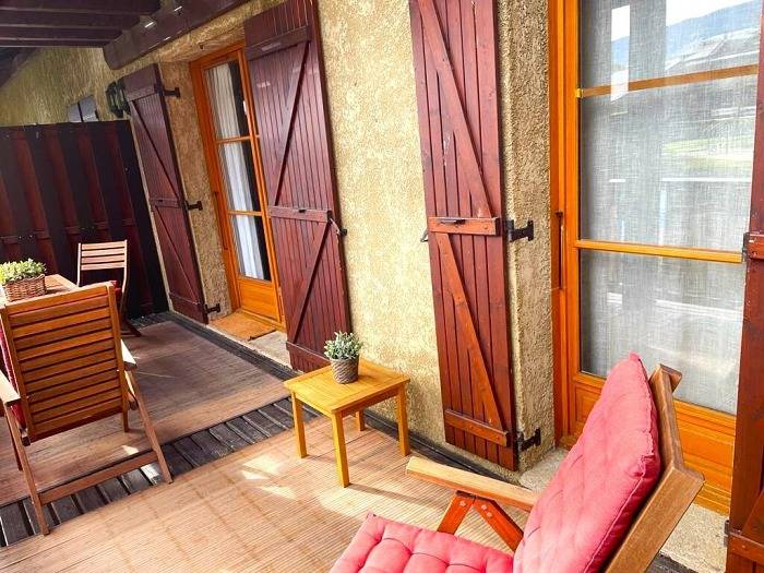 Appartement de vacances entier, Appartement 2 ch. Piscine, Terrasse, Vues, 6 Pers. et Wifi in Bourg-Madame, Parc naturel régional des Pyrénées catalanes