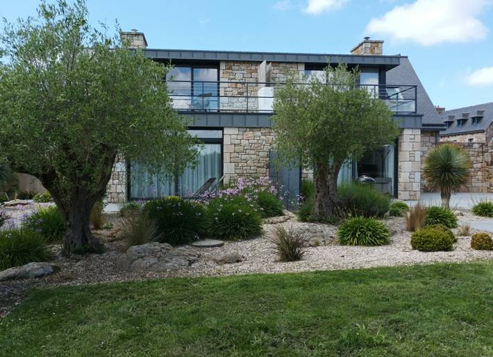 Gîte pour 6 personnes, avec balcon et jardin