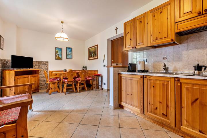 Appartamento intero, Appartamento 'Collini Le Betulle' con vista montagna, giardino privato e balcone in Spiazzo, Alpi dell'Adamello e della Presanella