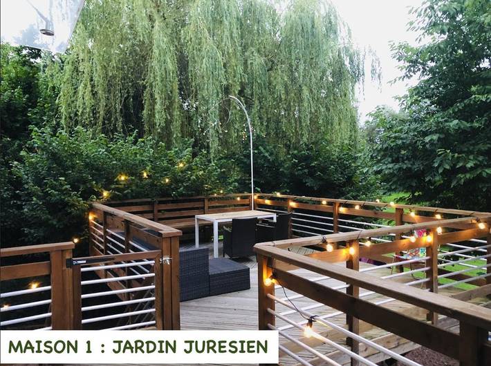 Gîte pour 7 personnes, avec jacuzzi ainsi que sauna et jardin dans Juré
