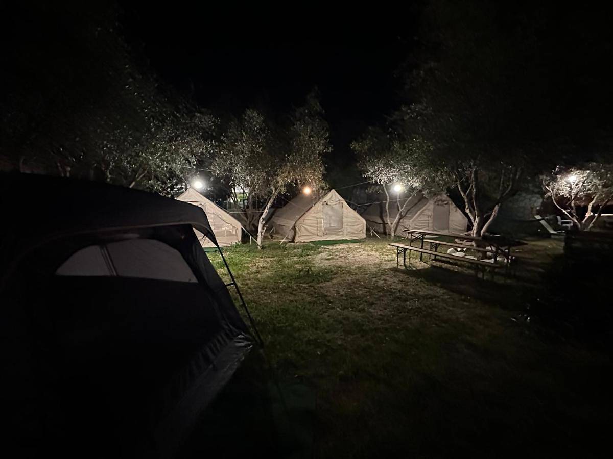 Garden Lake Camping in Ksamil, Wlora
