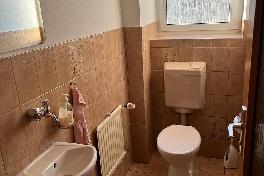 Ganze Wohnung, Ferienwohnung/Zimmer am Fuße der Kapfenburg, in Westhausen/Aalen in Westhausen, Schwäbische Ostalb