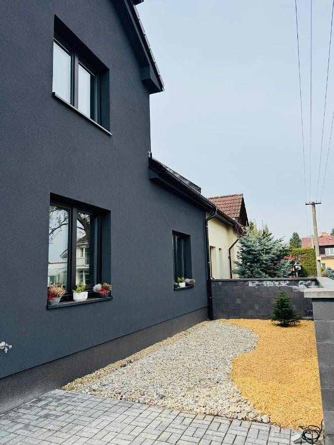 Ferienwohnung für 2 Personen, mit Garten und Ausblick in Hradec Králové