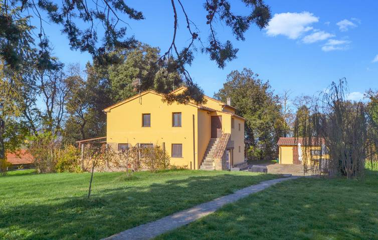 Location de vacances pour 10 personnes, avec piscine et jardin ainsi que jacuzzi et terrasse à Città di Castello - 3