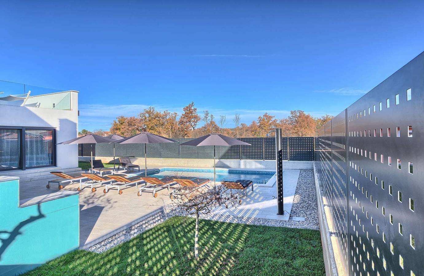 Villa Fortuna - in der historischen Stadt Buje mit 4 Schlafzimmern und einem Pool, nahe dem Strand in Kaštel (Plovanija), Buje