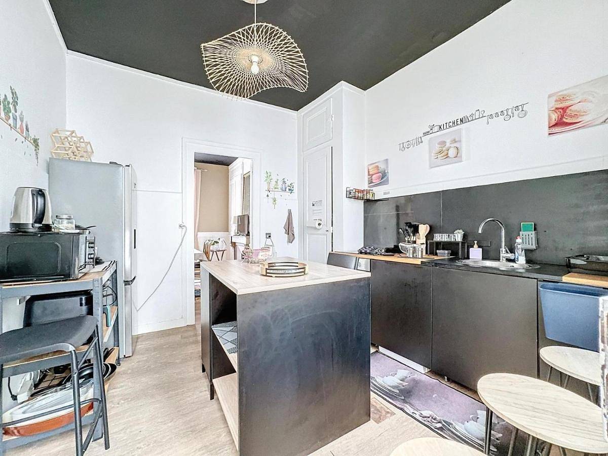 A1 Champagne Résidence - 200 m2 14 personnes 2 toilets 4 showers - hyper centre - Chalons en Champagne in Châlons-en-Champagne, Marne