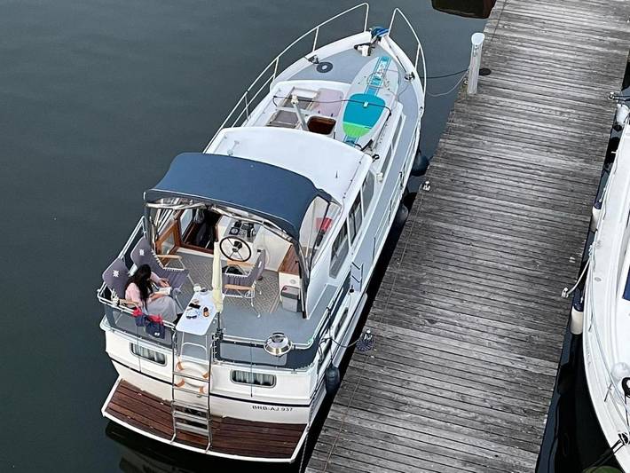 Boot für 2 Personen, mit Terrasse und Seeblick sowie Ausblick in Potsdam und Umgebung