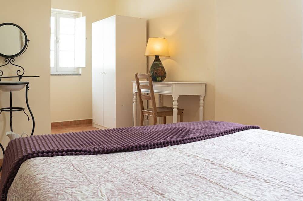 Páteo dos Oliveira - Casa da Cocheira in Évora, Distrito de Évora