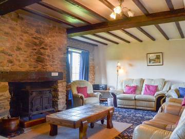 Holiday Rental for 15 People in Shropshire, Midlands, Photo 2