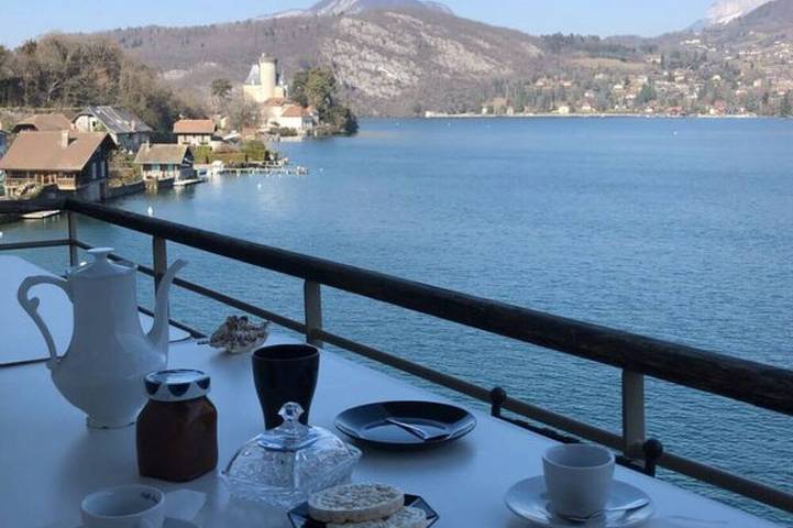 Location de vacances pour 5 personnes, avec balcon à Duingt