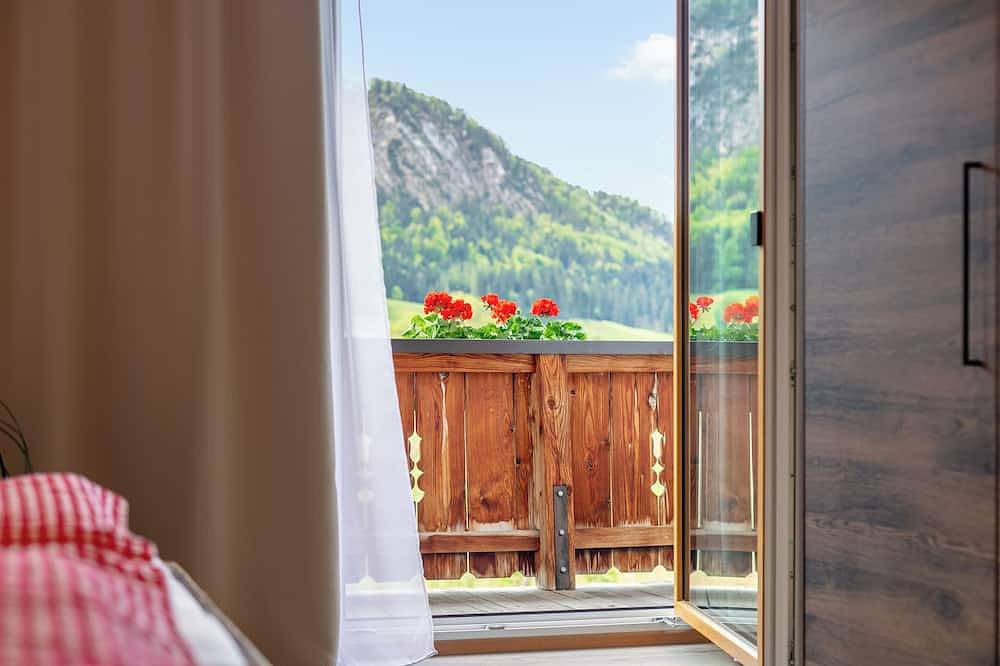 Ganze Wohnung, Ferienwohnung am Bauernhof, nur 2,5 km zum See in Walchsee, Kaisergebirge