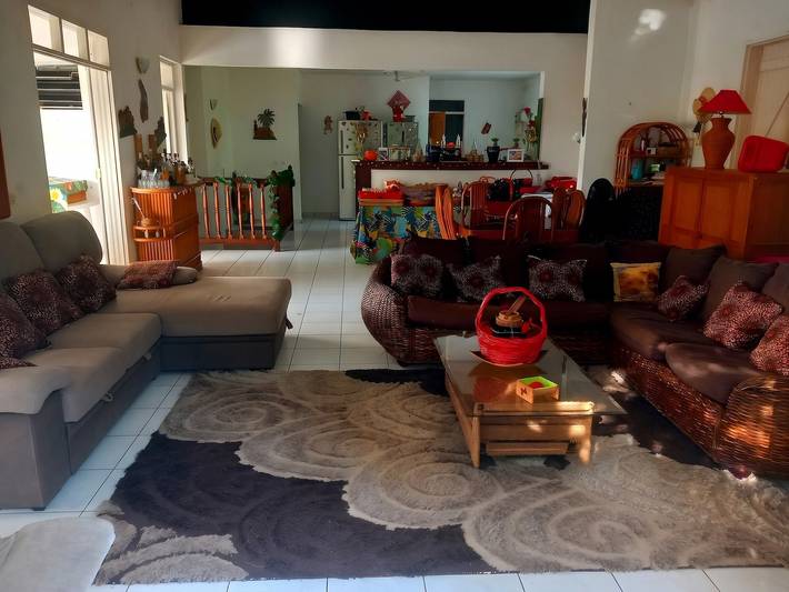 Villa du bonheur au Gosier avec petit déjeuner inclus, Wi-Fi et clim in Cocoyer, Le Gosier