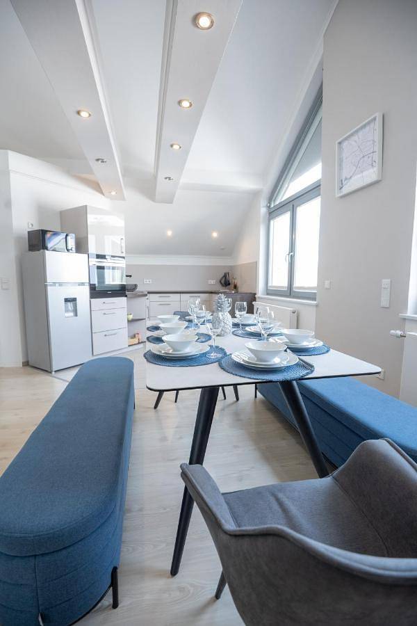 Ferienwohnung für 9 Personen, mit Ausblick und Balkon - 1