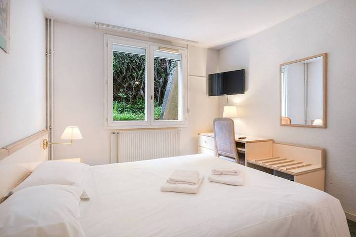 Gîte pour 2 personnes, avec jardin à Bessenay - 3