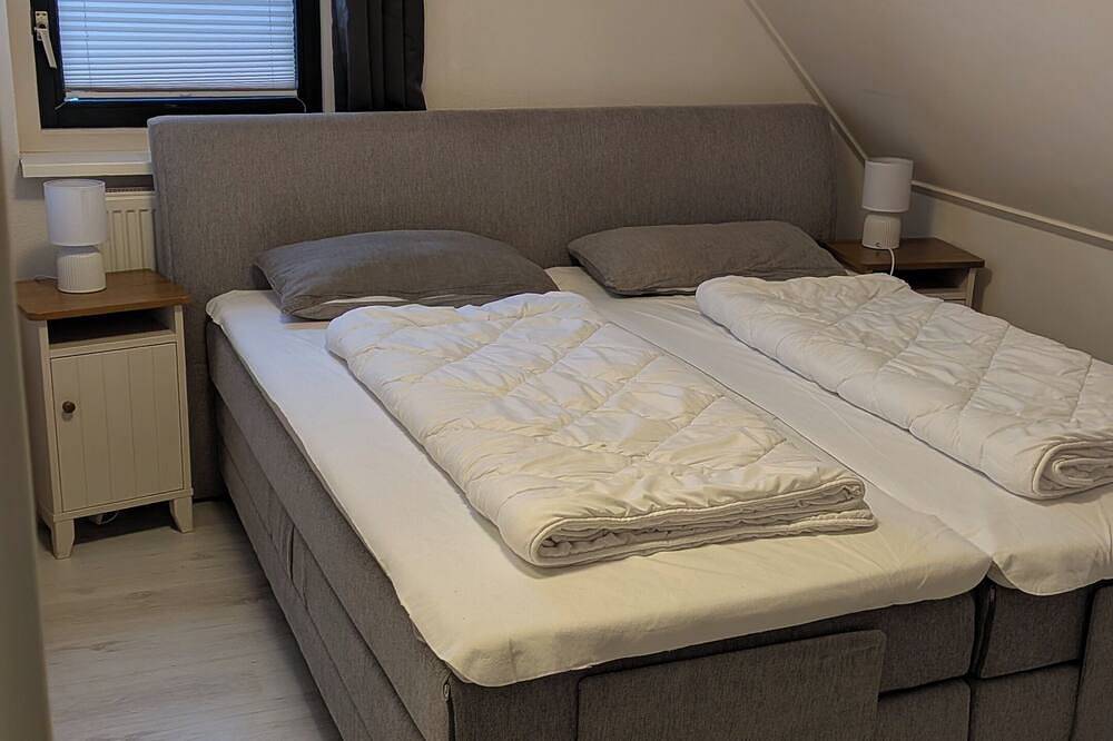 Top Ferienvilla 120 qm, Strandnähe, ruhig, 3 Schlafzimmer, 2 Bäder, Kamin, Wlan in Julianadorp aan Zee, Julianadorp