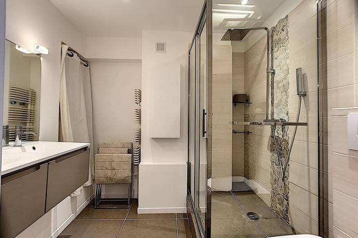 Gîte pour 4 personnes, avec jardin et piscine dans Plage de la Salis - 4