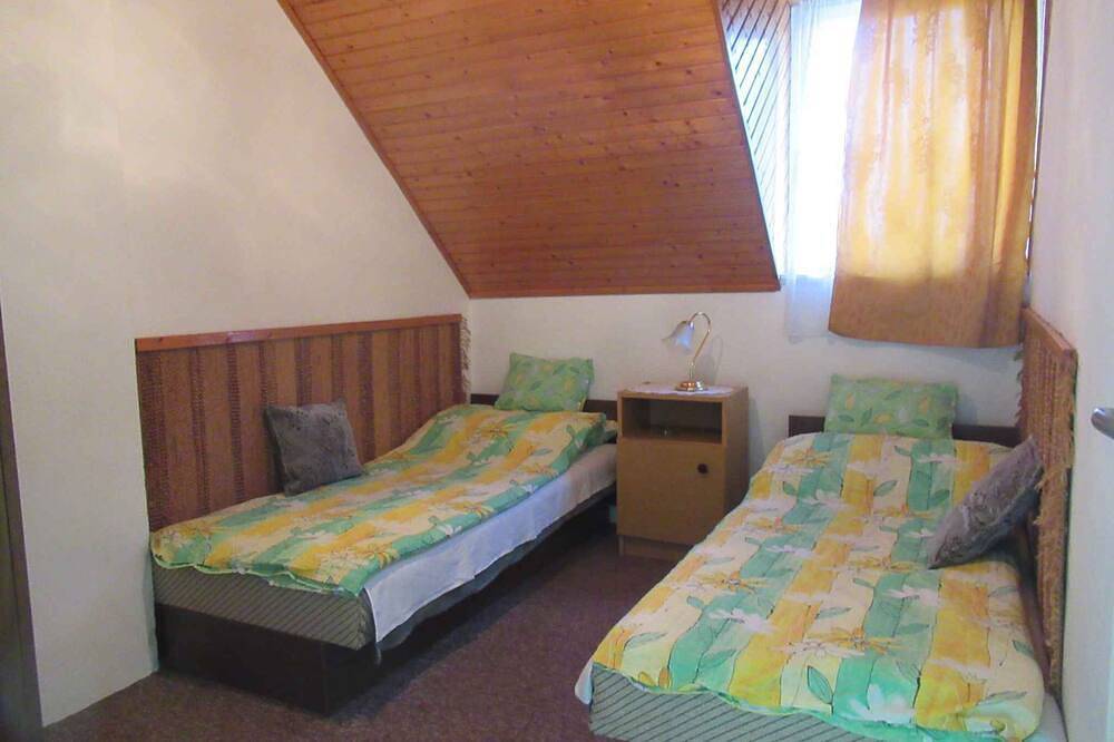 Ferienhaus nur 300 m vom Strand entfernt in Csopak, Balatonfüredi járás