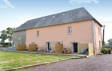 Gîte pour 2 personnes, avec terrasse à Sainteny