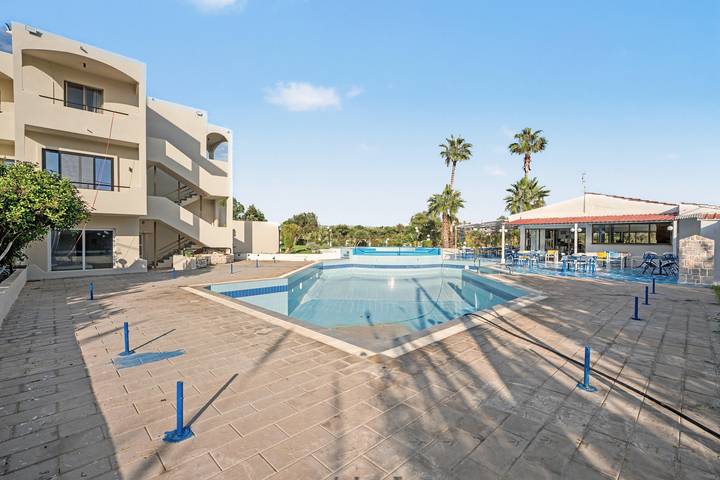Apartment in A Hotel 'Hercules Plus Faliraki' with Shared Pool, Shared Terrace and Wi-Fi in Faliraki, Rhodos