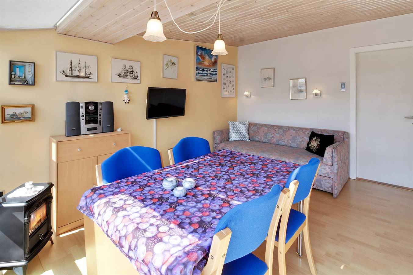 Geheel appartement, Stunning apartment in Vejers Strand w/ 1 Bedrooms in Vejers Strand, Varde en omgeving
