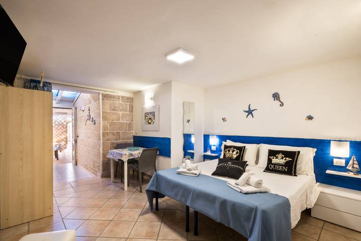Boutique Villa – Loft Nexus with Shared Terrace, Wi-Fi, and Air Conditioning in Porto Cesareo, Tarantobukten
