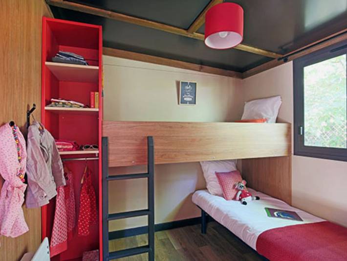 Chalet pour 4 personnes, avec terrasse et piscine dans le Cantal - 3