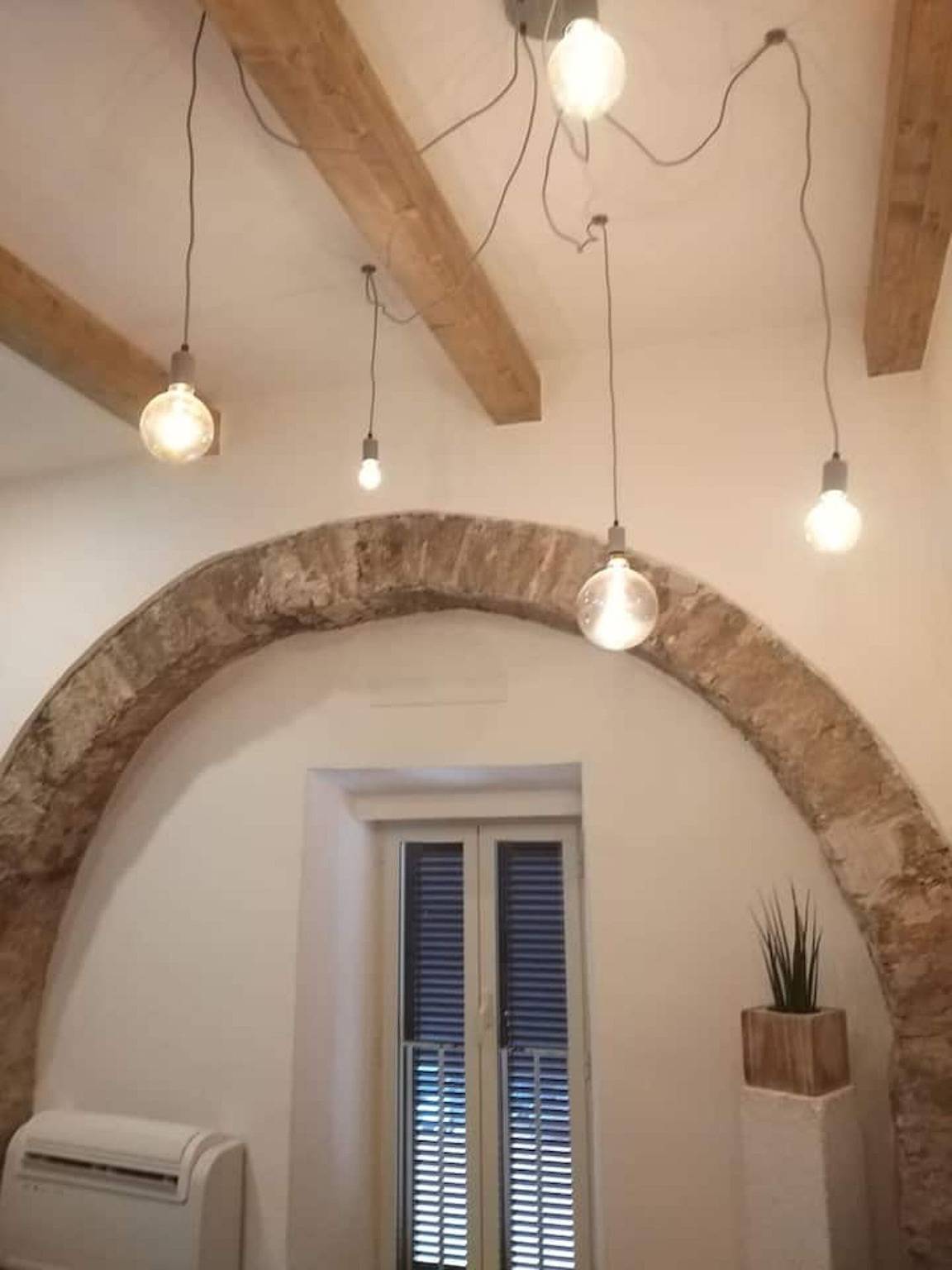 Apartamento entero, Apartamento 'Appartamento Luxury - Mare' con vistas al mar y aire acondicionado in Terracina, Agro Pontino