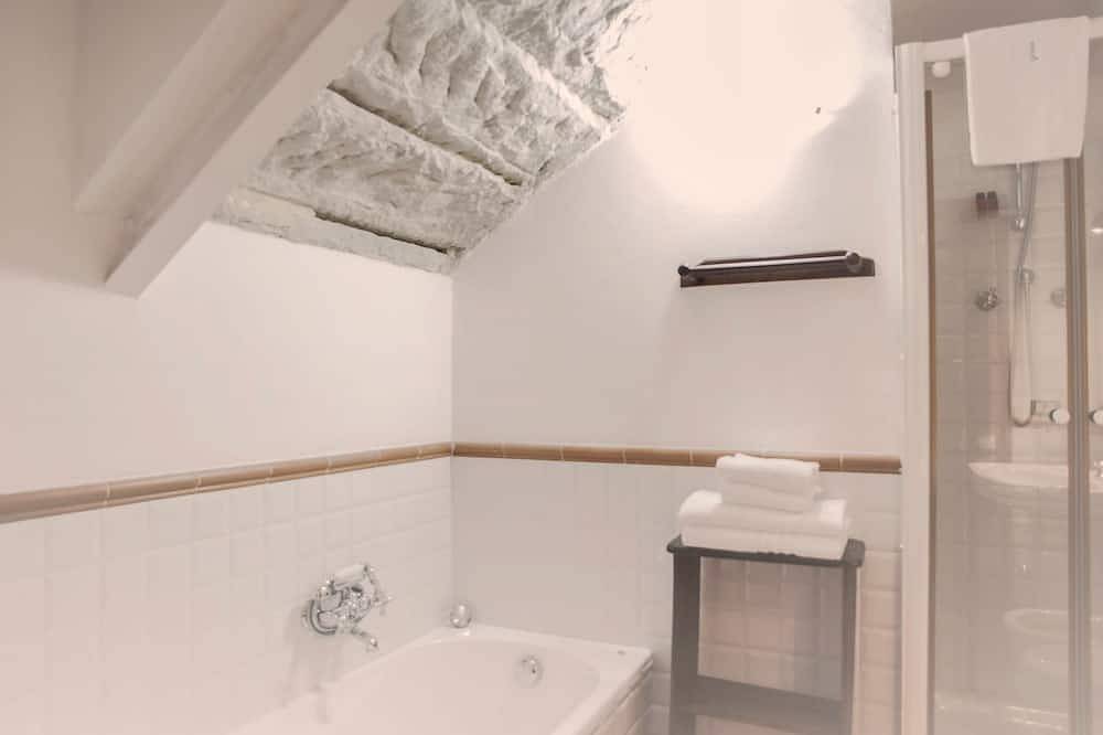 Entire apartment, Studio für 3 Personen und 2 Kinder in Massa Marittima, Grosseto Province