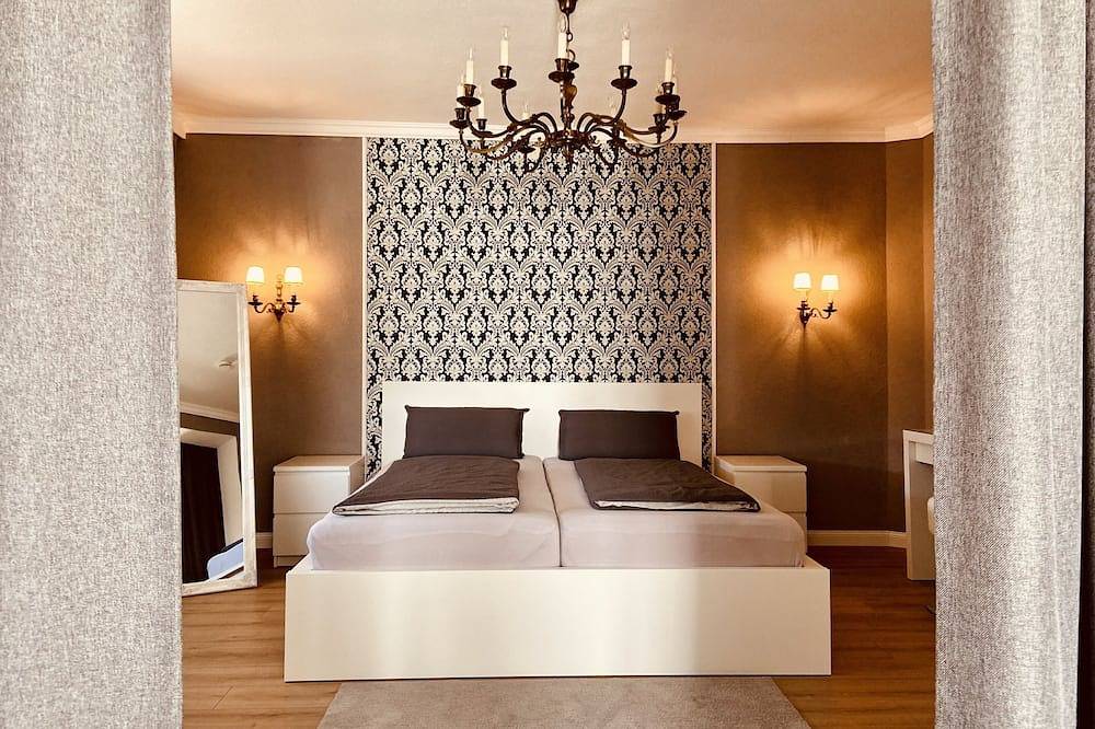 Geheel appartement, Apartment-Private Bathroom-City View-Hubert in Erfurt, Thüringer Kerngebied