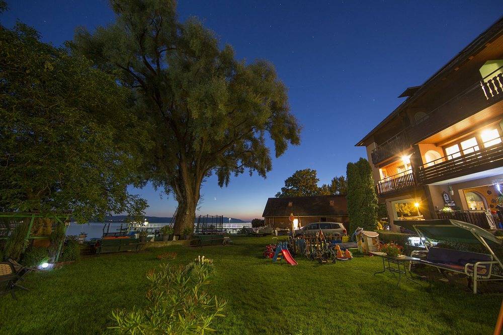 Gästehaus Ritsche - Doppelzimmer mit Wc und Dusche in Überlingen, Region Bodensee-Oberschwaben
