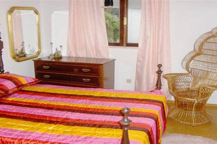 Location de vacances pour 5 personnes, avec terrasse et jardin, animaux acceptés dans Capelo - 4