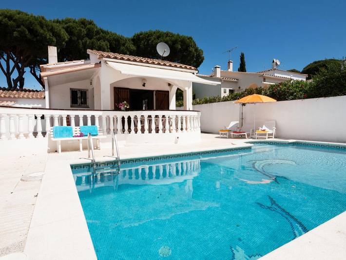 Ferienhaus für 4 Personen, mit Balkon/Terrasse und Terrasse sowie Garten und Pool in l'Escala - 3