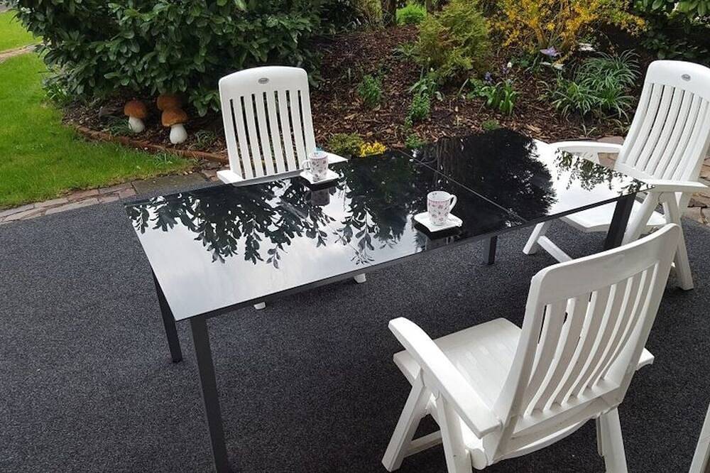 Ganze Wohnung, Ferienwohnung Wesergarten in Nordenham, Wesermarsch