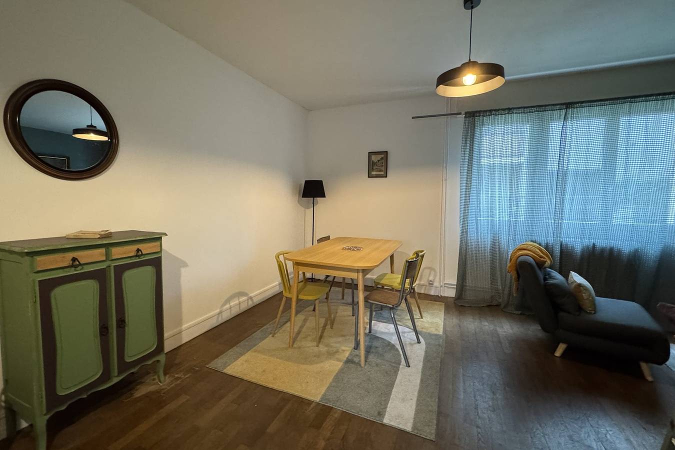 Apartamento entero, Cozy 44 sqm flat just minutes from downtown in Caen, Región de Caen