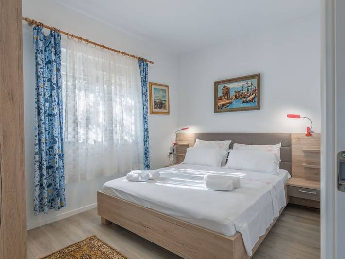 Ferienhaus für 5 Personen, mit Terrasse und Garten in Fazana - 4