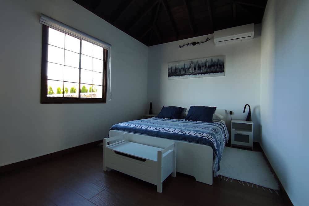 Casa Los Almendros Jacuzzi Garden in El Pino (La Palma), Puntagorda