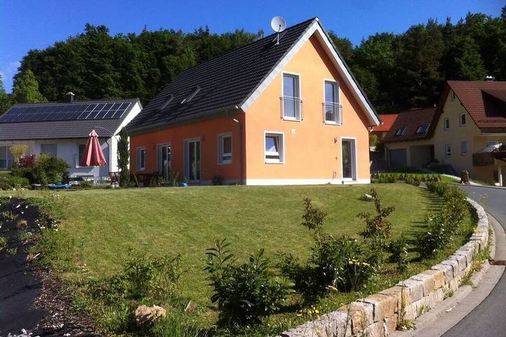 Ferienhaus für 12 Personen, mit Terrasse und Garten in Betzenstein