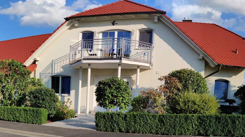 Ferienwohnung für 3 Personen, mit Balkon und Balkon/Terrasse sowie Terrasse in Oberschwarzach