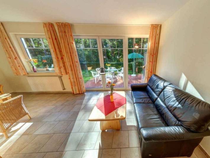 Ferienwohnung für 4 Personen, mit Terrasse und Garten, kinderfreundlich in Ahlbeck