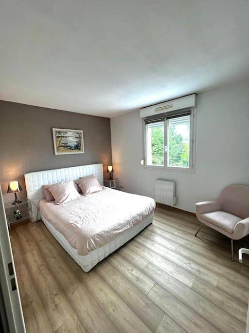 Location de vacances pour 4 personnes, avec terrasse à Passage - 3