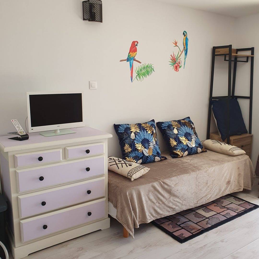 Studio entier, Location gîtes – studio Aigoual in Saint-Martin-d'Ardèche, Gorges de l’Ardèche