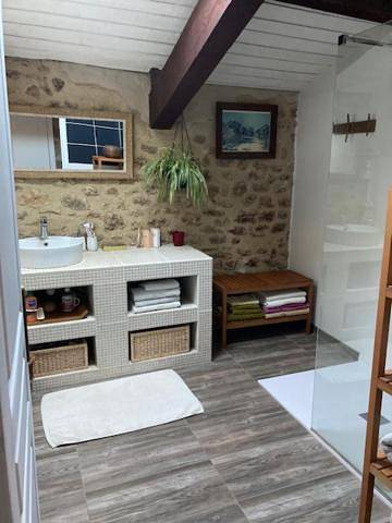 Location de vacances pour 4 personnes, avec terrasse, animaux acceptés à Usclas-d'Hérault - 2