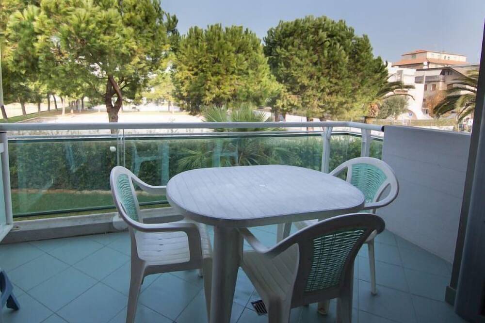 Entire apartment, Mediterraneo by Interhome in Porto d'Ascoli, Riviera delle Palme