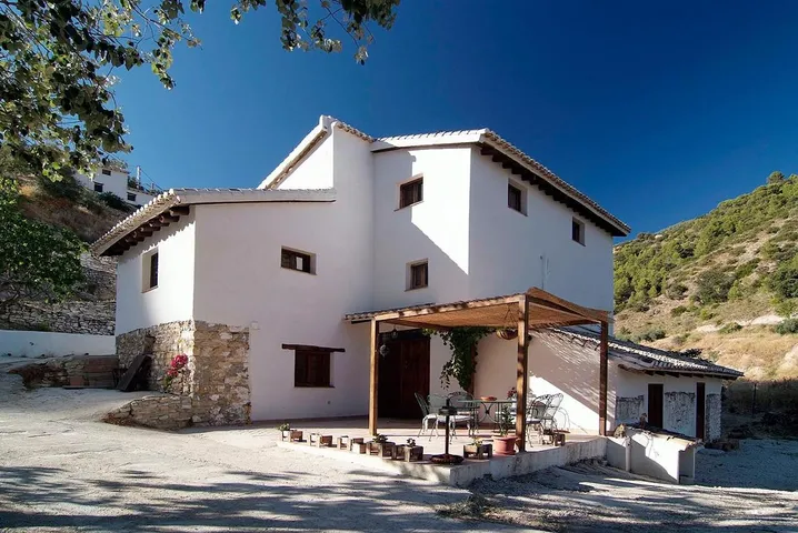 Casa rural para 10 personas, con vistas además de vistas al lago y jardín - 1