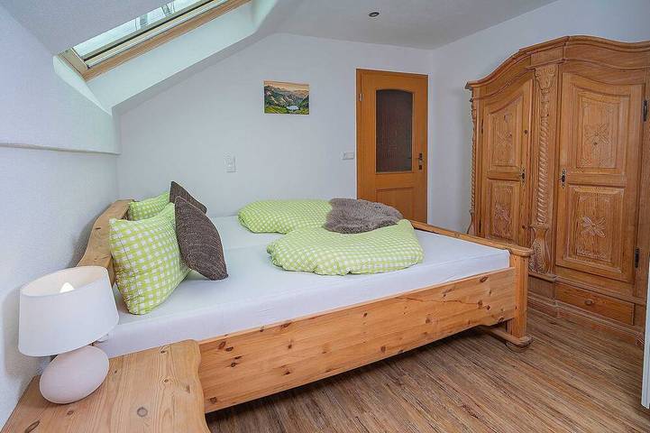 Ferienwohnung für 4 Personen, mit Balkon in Seeg - 3