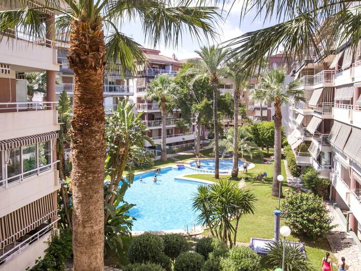 Appartamento vacanze per 4 persone, con giardino e piscina - 1