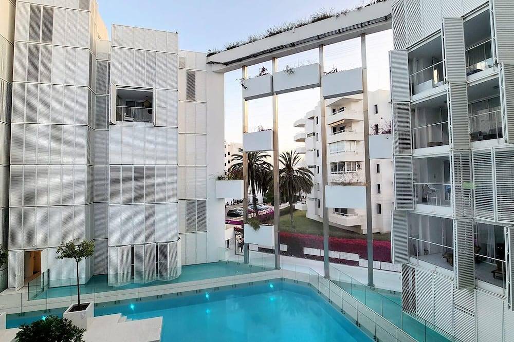 Ganze Wohnung, Ibiza - Apartment - Sleeps 4 - Parking - Pool in Talamanca, Ibiza Stadt