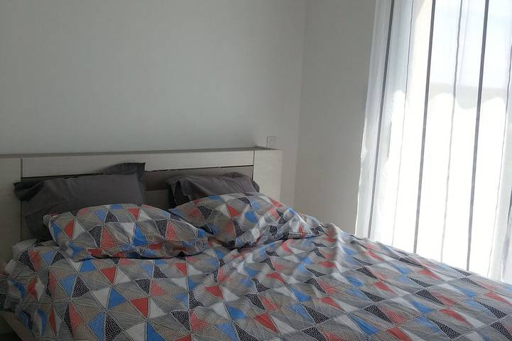 Location de vacances pour 8 personnes, avec jardin et terrasse, animaux acceptés dans Plage de Lestrevet - 3